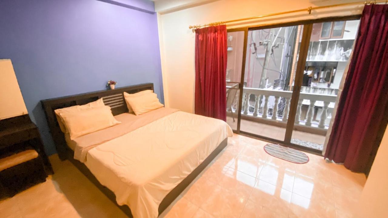 Hotel Retox Game On Pattaya Exterior foto
