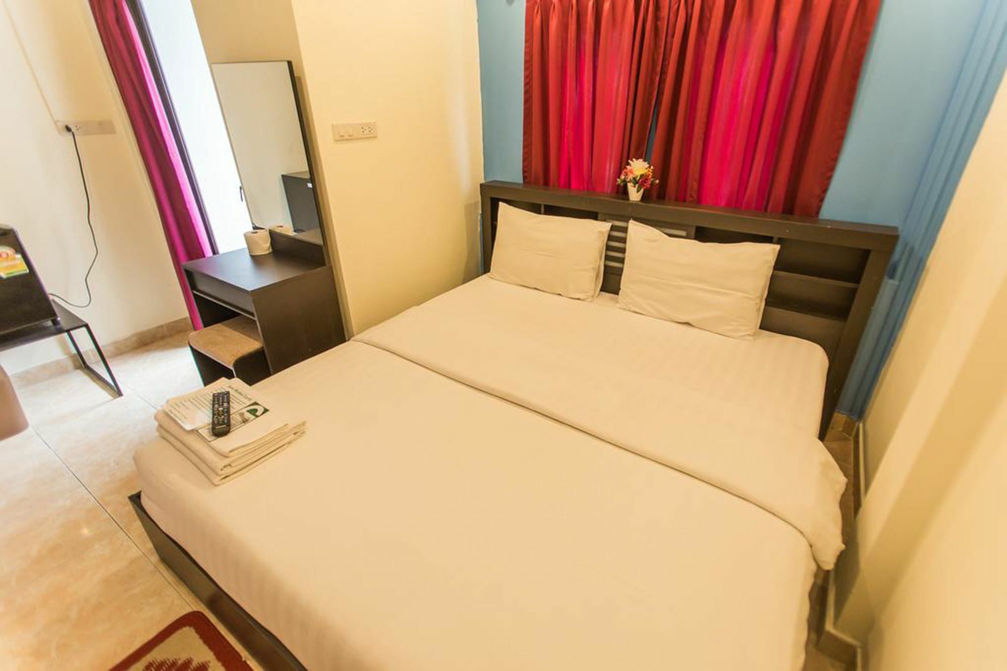 Hotel Retox Game On Pattaya Exterior foto